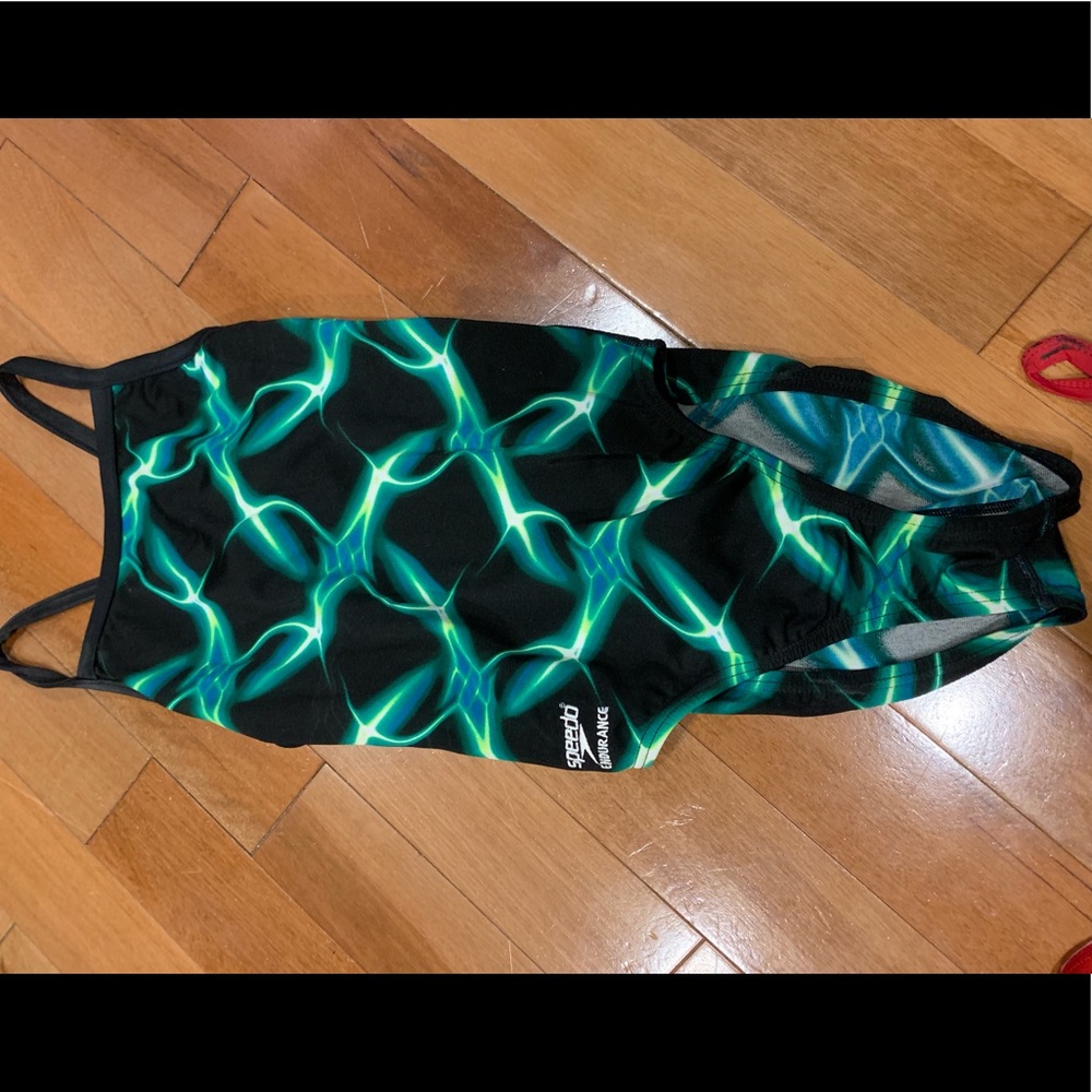 speedo one-piece bathing suit-pre owned